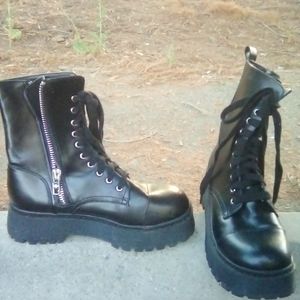 Current Mood Karma Police Boots